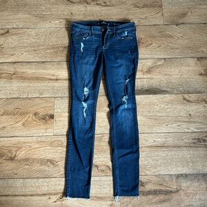 Hollister Low-Rise Super Skinny Jeans